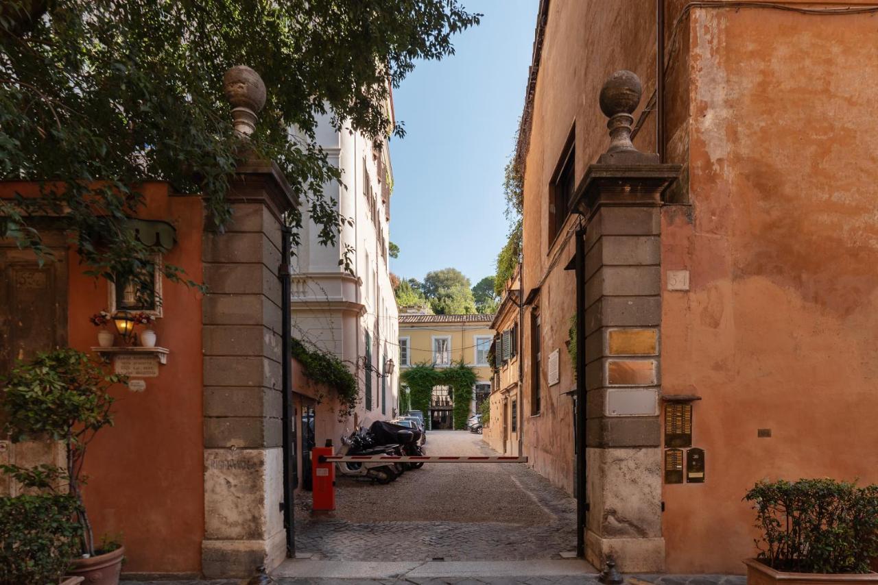 Studi Patrizi Dreaming Luxury Duplex Apartment Rome Luaran gambar
