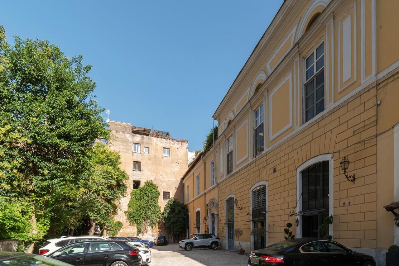 Studi Patrizi Dreaming Luxury Duplex Apartment Rome Luaran gambar